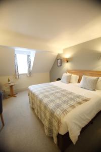Classic Double Room room in Mercure Gloucester Bowden Hall Hotel