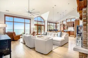 Beachside - Buchanan