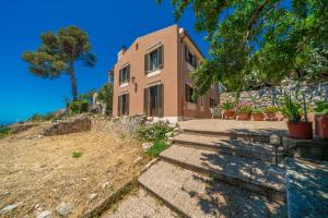 Saint George Castle Villa with sea view Kefalloniá Greece