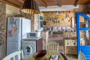 Lavender home with amazing views! Paros Greece
