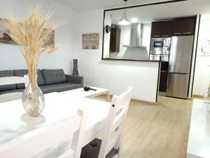 Apartamentos Coralba - El Escondite de la Bahía