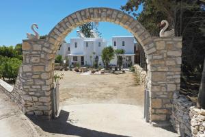 ground floor apartment Paros Greece