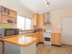 Charvel 2 35 Gippsland Street