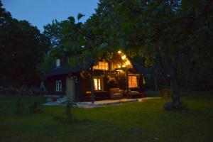 Puise saunahouse and outdoor kitchen at Matsalu Nature Park