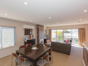 Opus 1 10 Poley Cow Lane