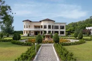 Glenville Forest Resort & Spa - Dehradun