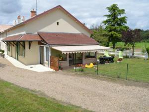 Maisons de vacances Gite Braye-Sous-Faye, 4 pieces, 6 personnes - FR-1-381-214 : photos des chambres