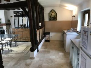 Maisons de vacances Gite Tour-en-Sologne, 3 pieces, 4 personnes - FR-1-491-291 : photos des chambres