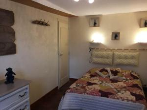 Maisons de vacances Gite Tour-en-Sologne, 3 pieces, 4 personnes - FR-1-491-291 : photos des chambres