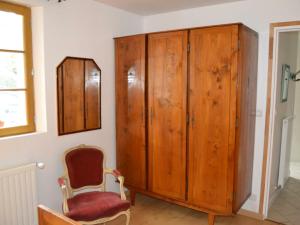 Maisons de vacances Gite Molineuf, 4 pieces, 8 personnes - FR-1-491-216 : photos des chambres