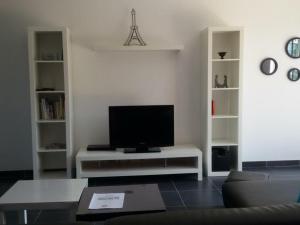 Maisons de vacances Gite Averdon, 4 pieces, 8 personnes - FR-1-491-213 : photos des chambres