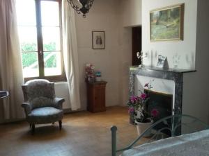 Maisons de vacances Gite Prunay-Cassereau, 3 pieces, 4 personnes - FR-1-491-178 : photos des chambres