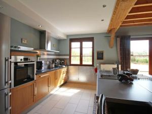 Maisons de vacances Gite Juvigny-Sous-Andaine, 6 pieces, 12 personnes - FR-1-497-18 : photos des chambres