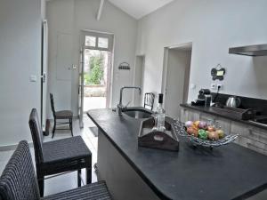 Maisons de vacances Gite Blois, 2 pieces, 2 personnes - FR-1-491-264 : photos des chambres