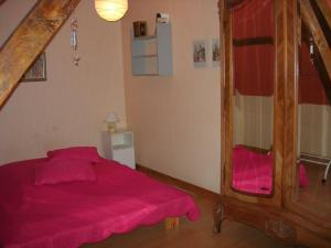 Maisons de vacances Gite Neung-sur-Beuvron, 4 pieces, 6 personnes - FR-1-491-58 : photos des chambres