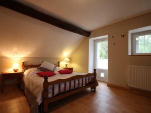 Gîte cosy avec accès à un camping, étang, VTT, et proche de randonnées et dAlençon, animaux acceptés - FR-1-497-111
