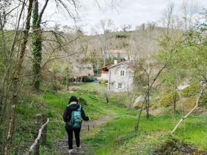 Maisons de vacances Gite Salt-en-Donzy, 5 pieces, 8 personnes - FR-1-496-10 : photos des chambres