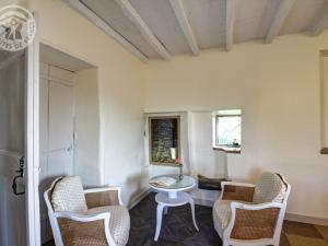 Maisons de vacances Gite Montchal, 7 pieces, 14 personnes - FR-1-496-147 : photos des chambres