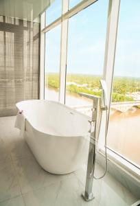 Diamond Stars Ben Tre Hotel