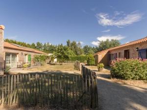 Maisons de vacances Gite Arthon-en-Retz, 4 pieces, 6 personnes - FR-1-306-883 : photos des chambres