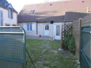 Maisons de vacances Gite Coullons, 3 pieces, 4 personnes - FR-1-590-16 : photos des chambres