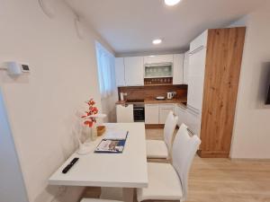 Studio Apartment Gea 2 Tour As Ljubljana