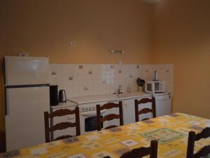 Maisons de vacances Gite Martizay, 3 pieces, 4 personnes - FR-1-591-67 : photos des chambres