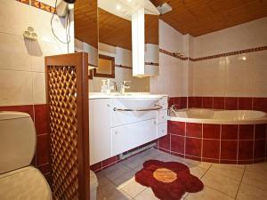 Maisons de vacances Gite Vagney, 2 pieces, 2 personnes - FR-1-589-304 : photos des chambres