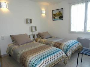 Maisons de vacances Gite Les Sables-d'Olonne, 3 pieces, 4 personnes - FR-1-426-226 : photos des chambres