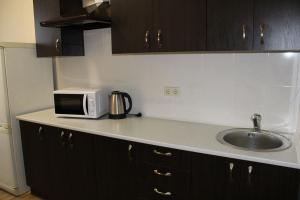 Апартаменти Рилєєва, 25