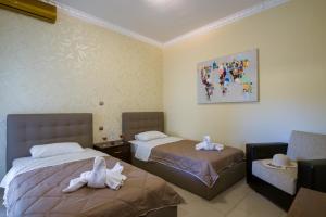 Room in BB - Holidays under the sun of Paradice for 5 people Chania Greece