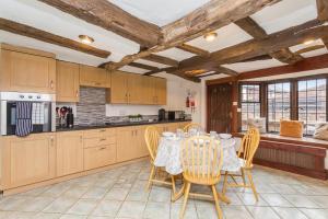 Dyke Farm Barn near Brighton by Huluki Sussex Stays