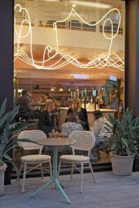 Hotels Hotel du Pin Nice Port : photos des chambres