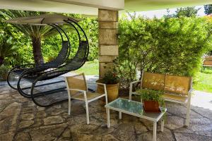 Il Giardino Di Flora con Piscina & Jacuzzi