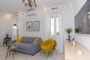 Apartment Ena ,city center 
