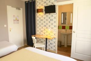 Hotels Logis Hotel Marguerite d'Anjou : photos des chambres