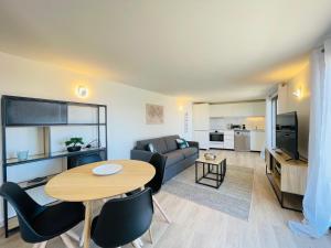 Appartements Roquebrune - apercu Mer : photos des chambres