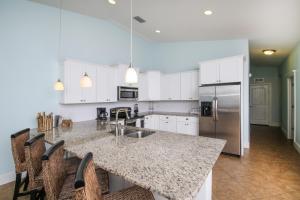 Starfish Isle by Beach Retreats