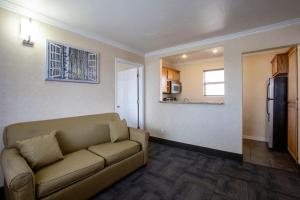 Penthouse Suite room in Hotel Aspen Flagstaff/ Grand Canyon InnSuites