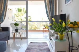 Paradise Gardens with a large terrace