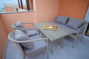 Apartment Tara with pool