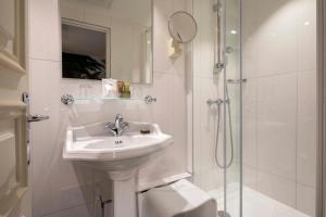 Hotels Hotel & Spa Saint-Jacques : photos des chambres