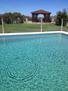 伊莱恩酒店 - 安德里塞纳