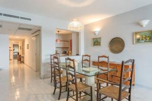 St Julians Sea Front, Spectacular View, Apartment