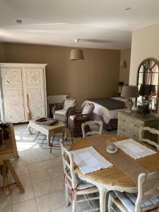 B&B / Chambres d'hotes La Suite du 12 : photos des chambres