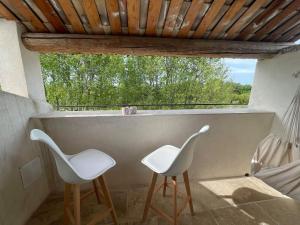 Appartements Appartement de charme Sud Luberon classe 4 etoiles : photos des chambres