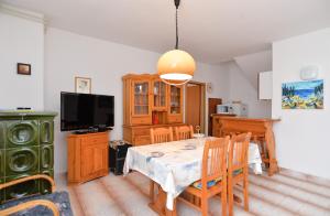 Apartment Anton 2083 