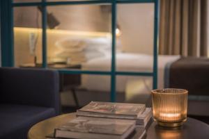 CHAYOFA SUITES