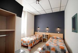 Hotels Hotel Montfort : photos des chambres