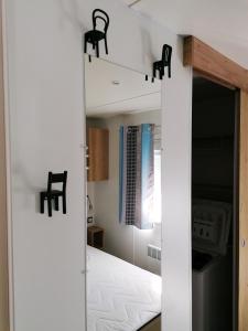 Bungalow confortable à Saint-Julien-en-Born avec piscine partagée